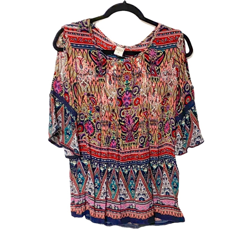 bila Bell Sleeved Cold Shoulder Top